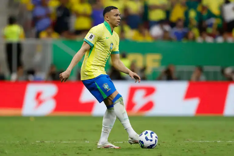 Wesley é cortado e Vanderson é convocado para amistosos da Seleção