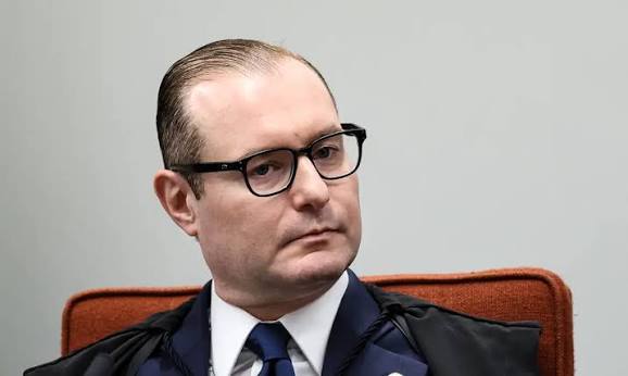 Zanin nega pedido para obrigar Senado a abrir CPI do caso Master