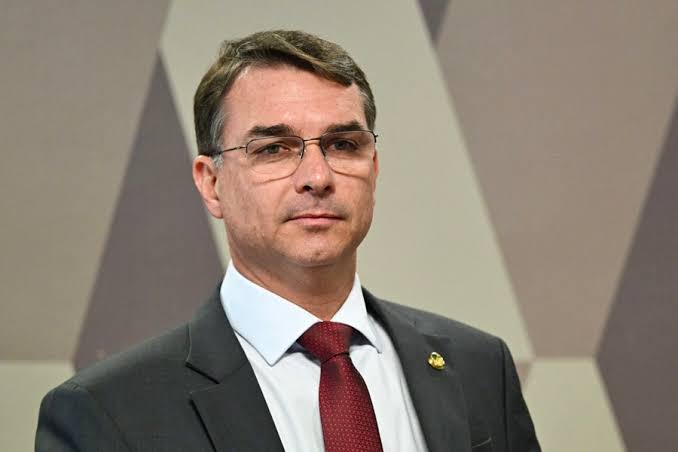 Flávio recorre a Fux para derrubar post sobre Nossa Senhora Aparecida