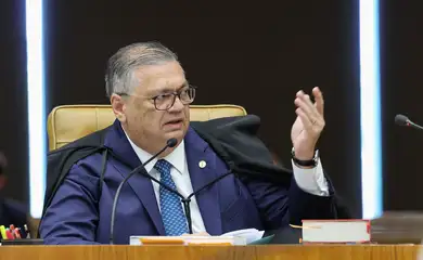 Dino expõe relatório com ameaça de assassinato contra ministros do STF